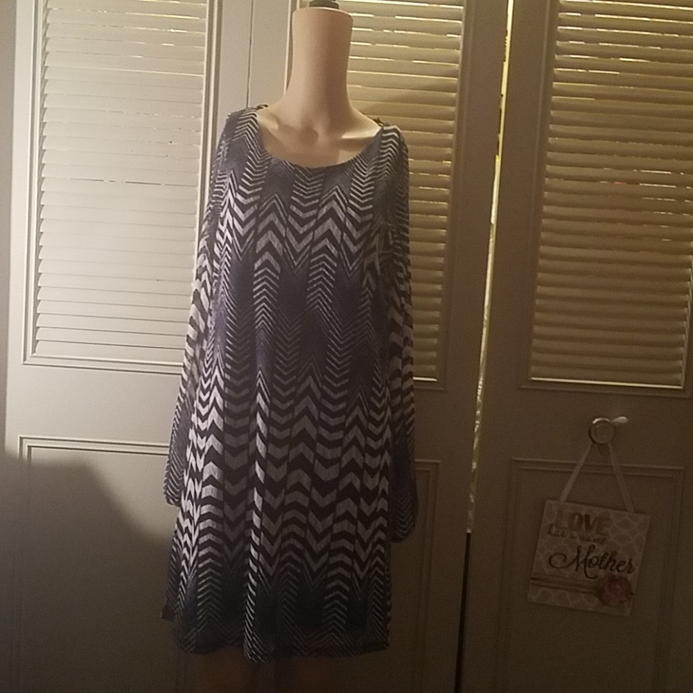Women's dress